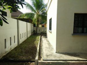 BANGLO DUA TINGKAT BALOK, KUANTAN