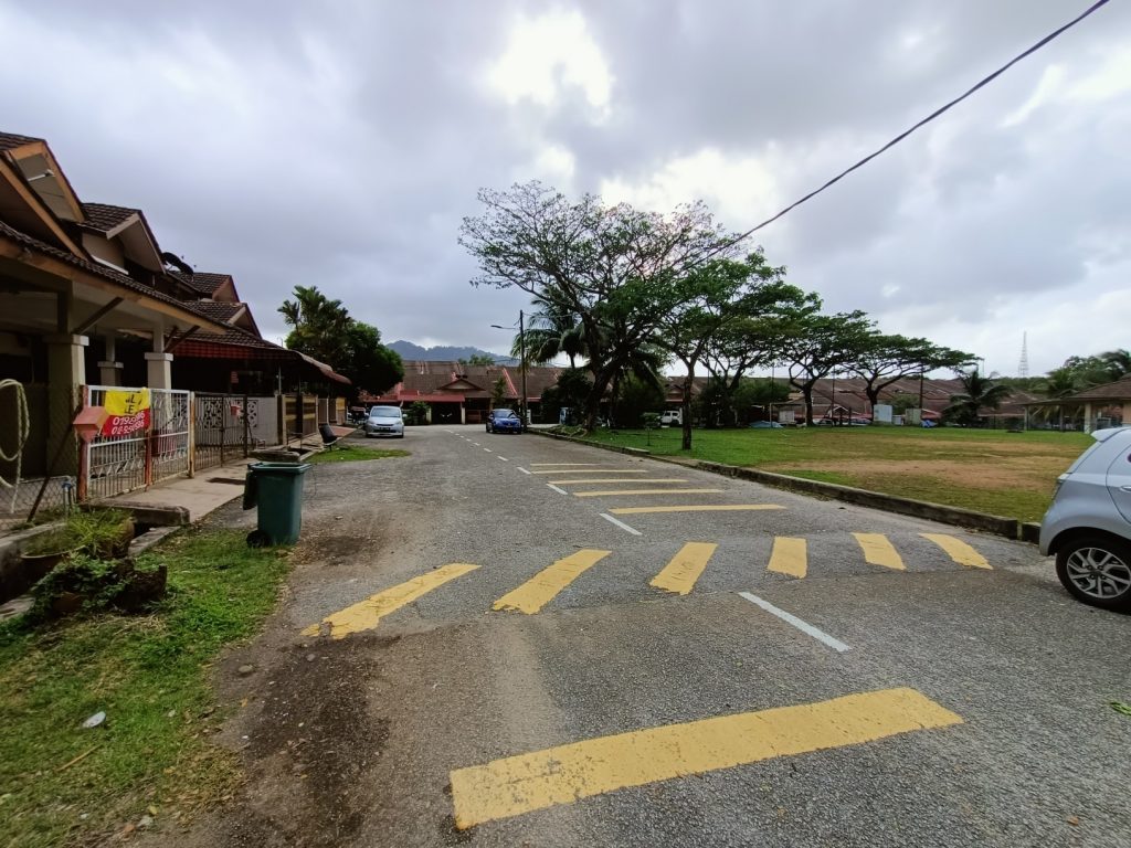 TERES 2 TINGKAT SEMAMBU KUANTAN