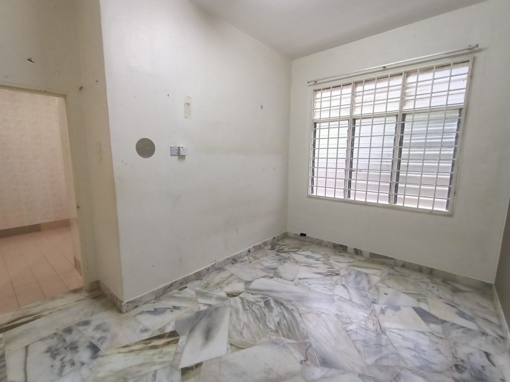 TERES 2 TINGKAT SEMAMBU KUANTAN